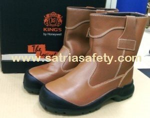 sepatu safety